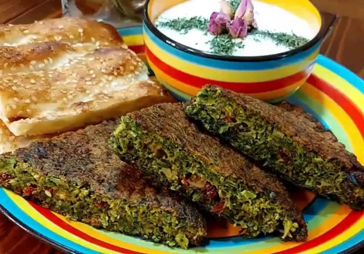 Authentic Kuku Sabzi Recipe: A Persian Delight - step image