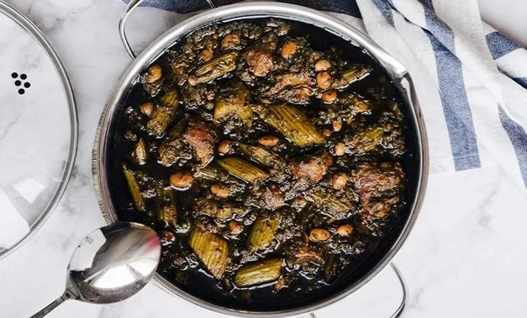 Celery Stew: A Traditional Persian Delight - step image