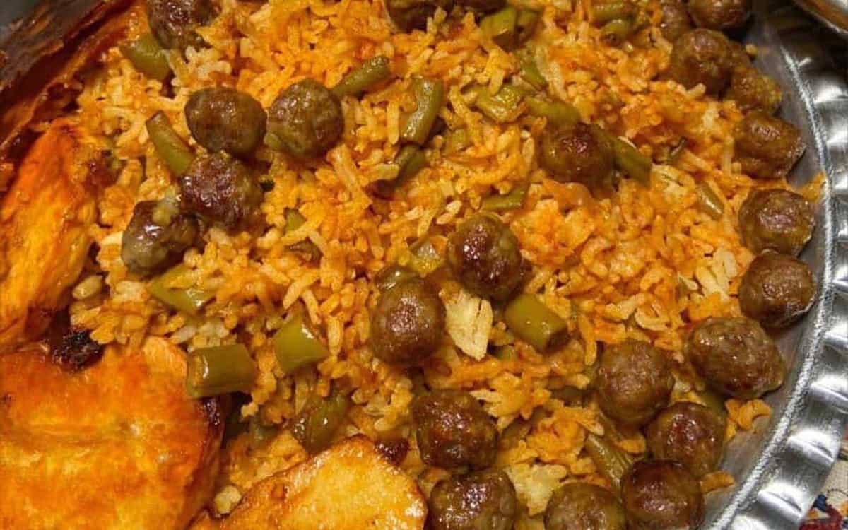 Persian Green Bean Rice with Beef Chunks Recipe - step image